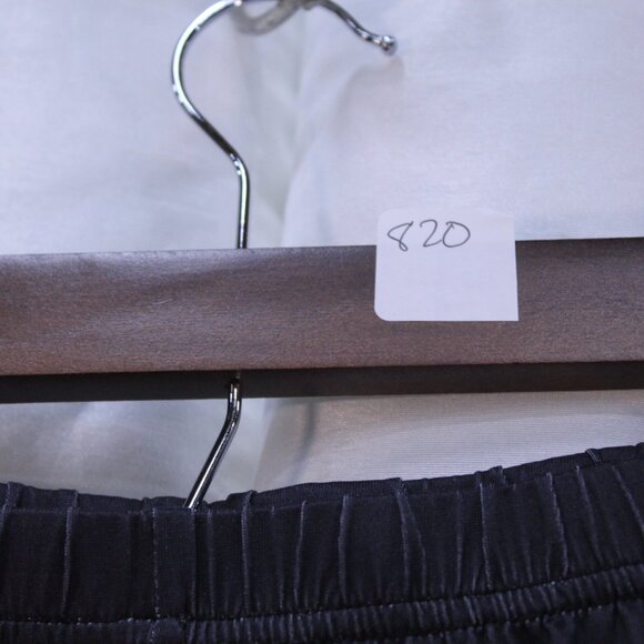 Chic Black Graphic Joggers for Women - Picture 13 of 13